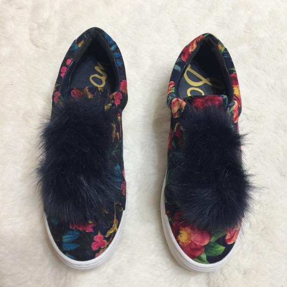 Sam Edelman Women's Leya Sneaker - Picture 2 of 7